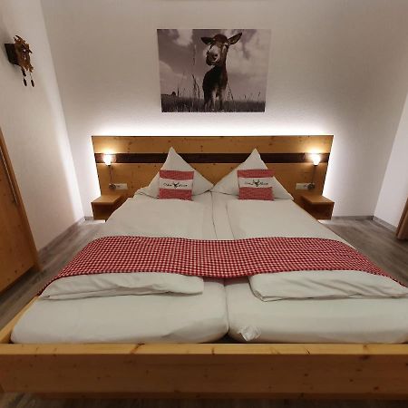 Gasthaus Zum Hirschen Furtwangen Ngoại thất bức ảnh