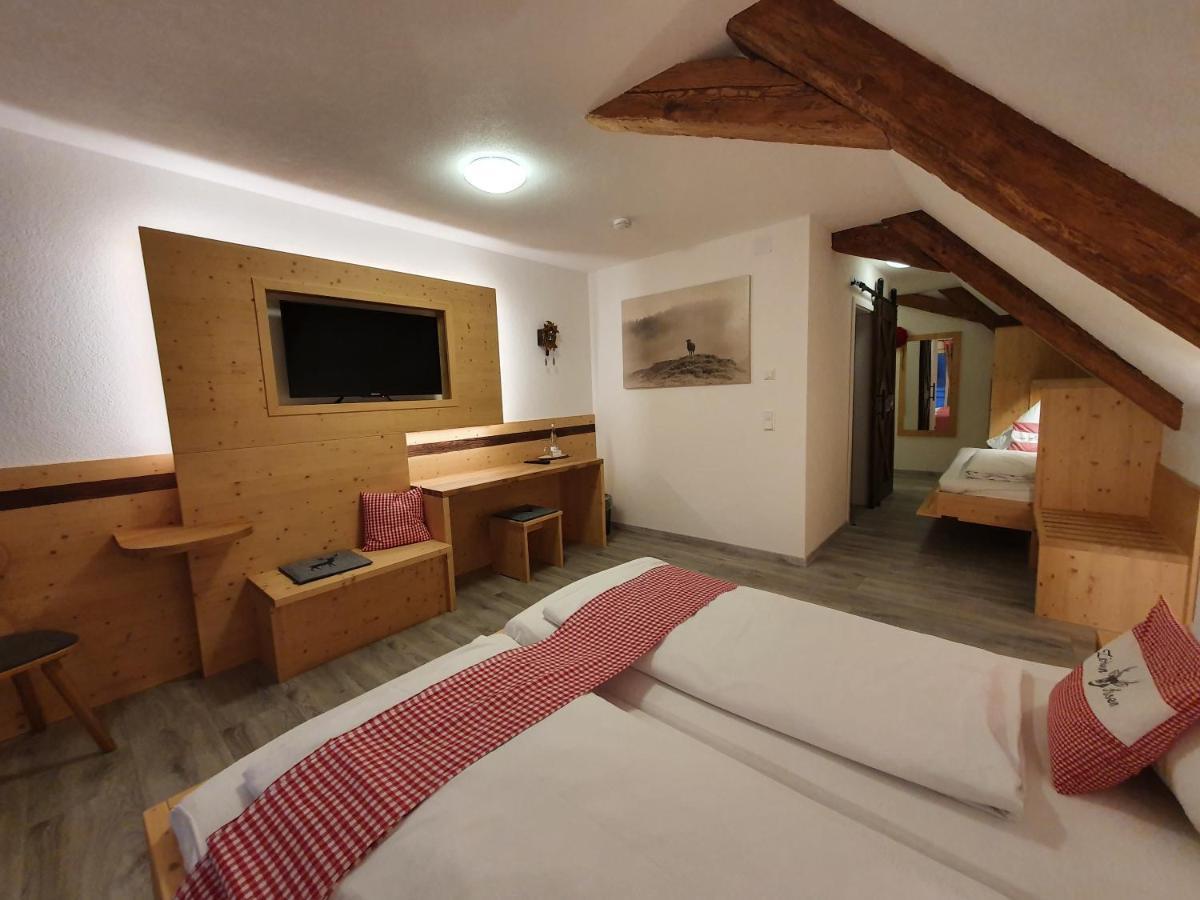 Gasthaus Zum Hirschen Furtwangen Ngoại thất bức ảnh