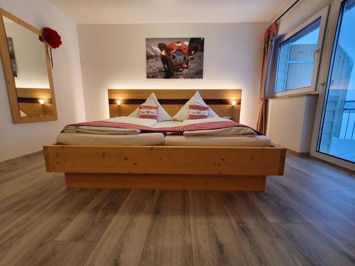 Gasthaus Zum Hirschen Furtwangen Ngoại thất bức ảnh