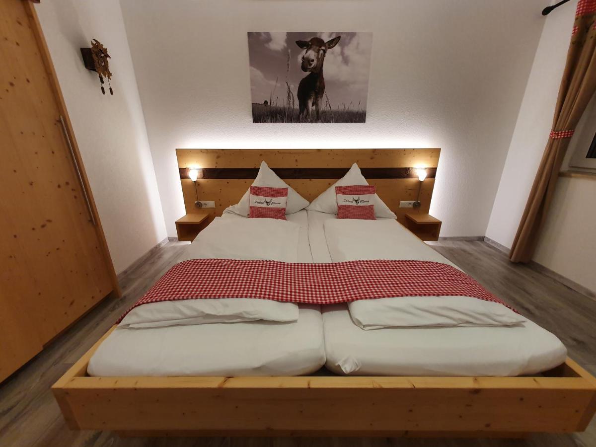 Gasthaus Zum Hirschen Furtwangen Ngoại thất bức ảnh